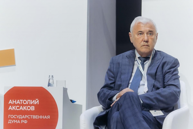 На ближайшем заседании Центральный банк снизит ключевую ставку на полпроцента